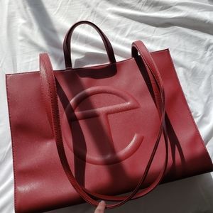 Telfar Large shopping tote in Oxblood red
